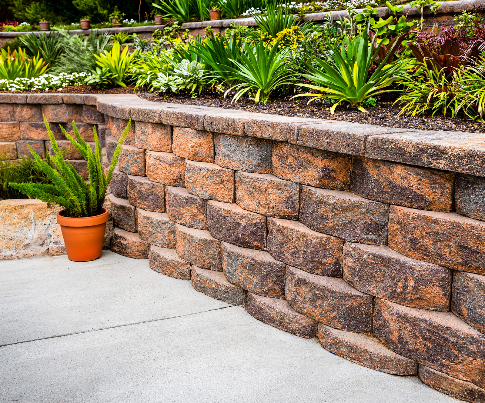 retaining wall construction San Diego